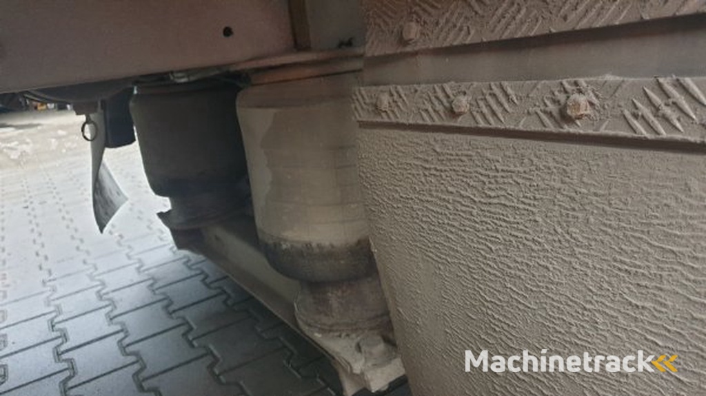 DAF FA LF 45.220 +FASSI F80A.22