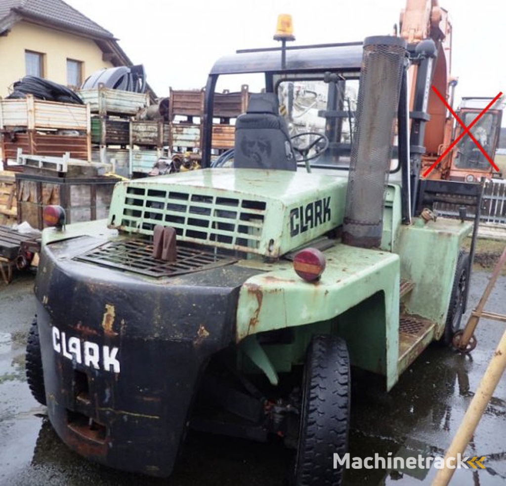 _JINÉ (US) Clark - C500 Y180 D (Perkins diesel)