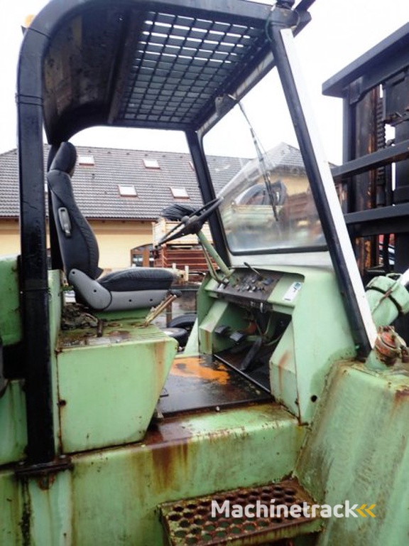 _JINÉ (US) Clark - C500 Y180 D (Perkins diesel)