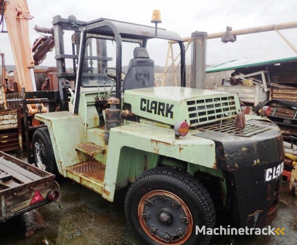 _JINÉ (US) Clark - C500 Y180 D (Perkins diesel)