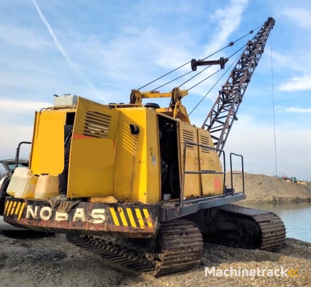 _JINÉ (HBM) Nobas / CATerpillar motor