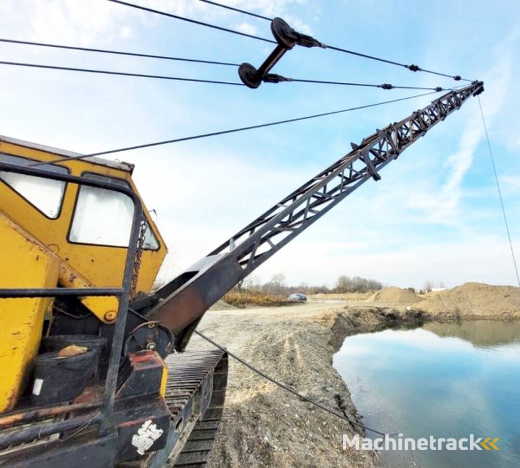 _JINÉ (HBM) Nobas / CATerpillar motor