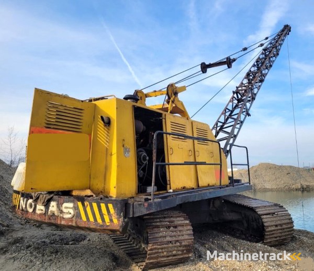 _JINÉ (HBM) Nobas / CATerpillar motor