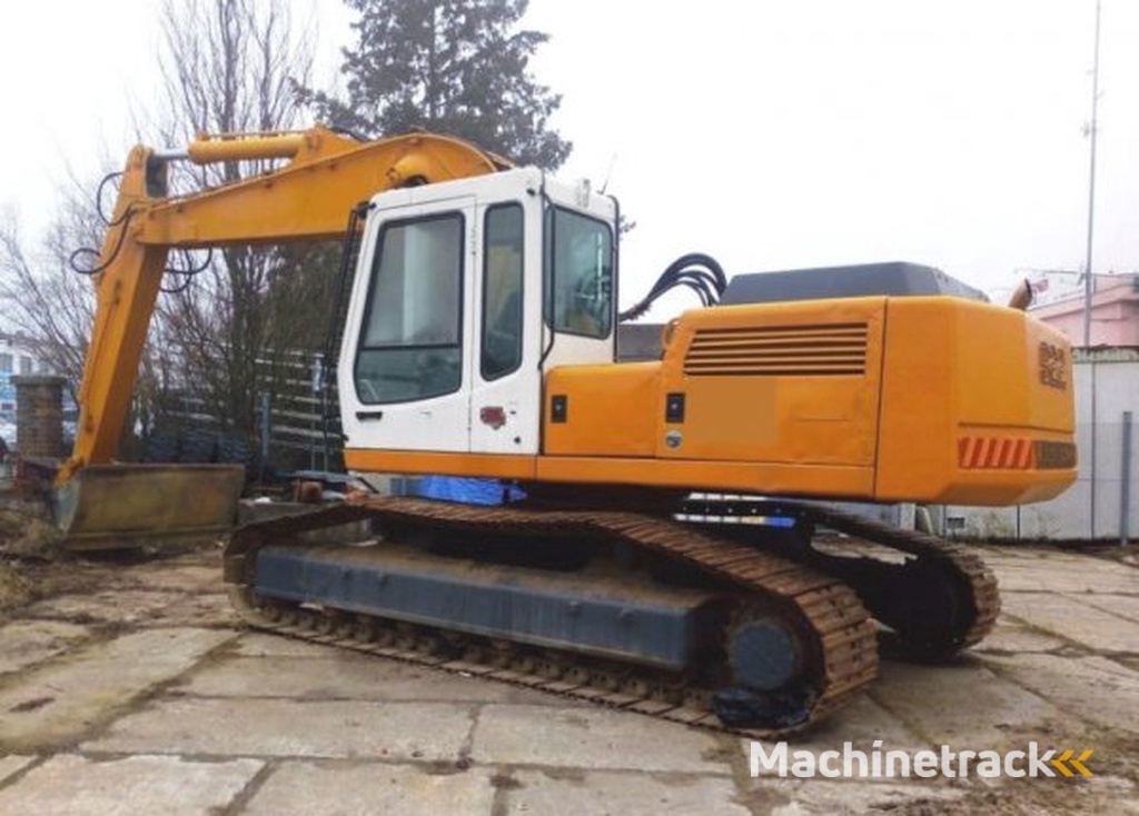 Liebherr R922 HDS
