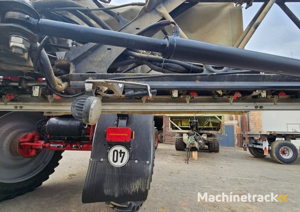 _JINÉ (D) HORSCH Leeb - LT 5