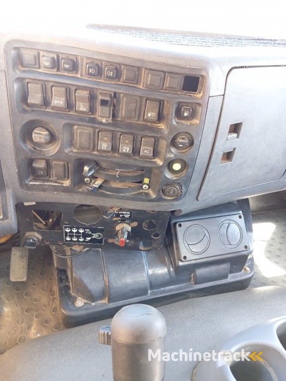 _JINÉ Kamaz - 6540 / 62-15