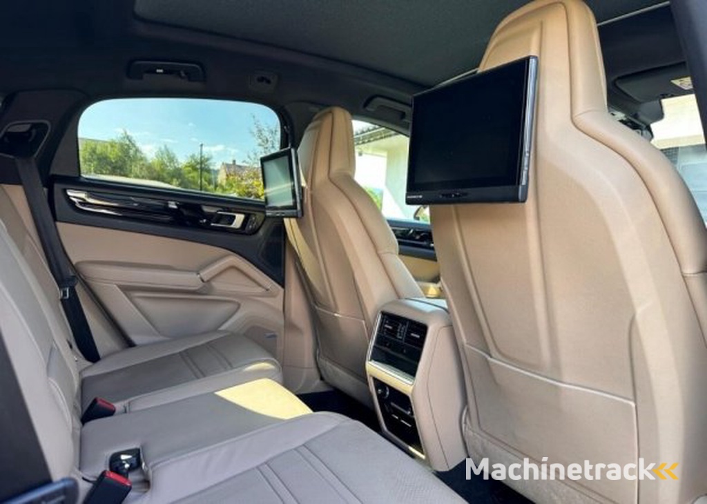 _JINÉ Porsche - Cayenne