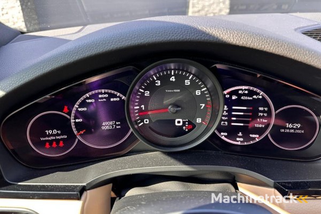 _JINÉ Porsche - Cayenne