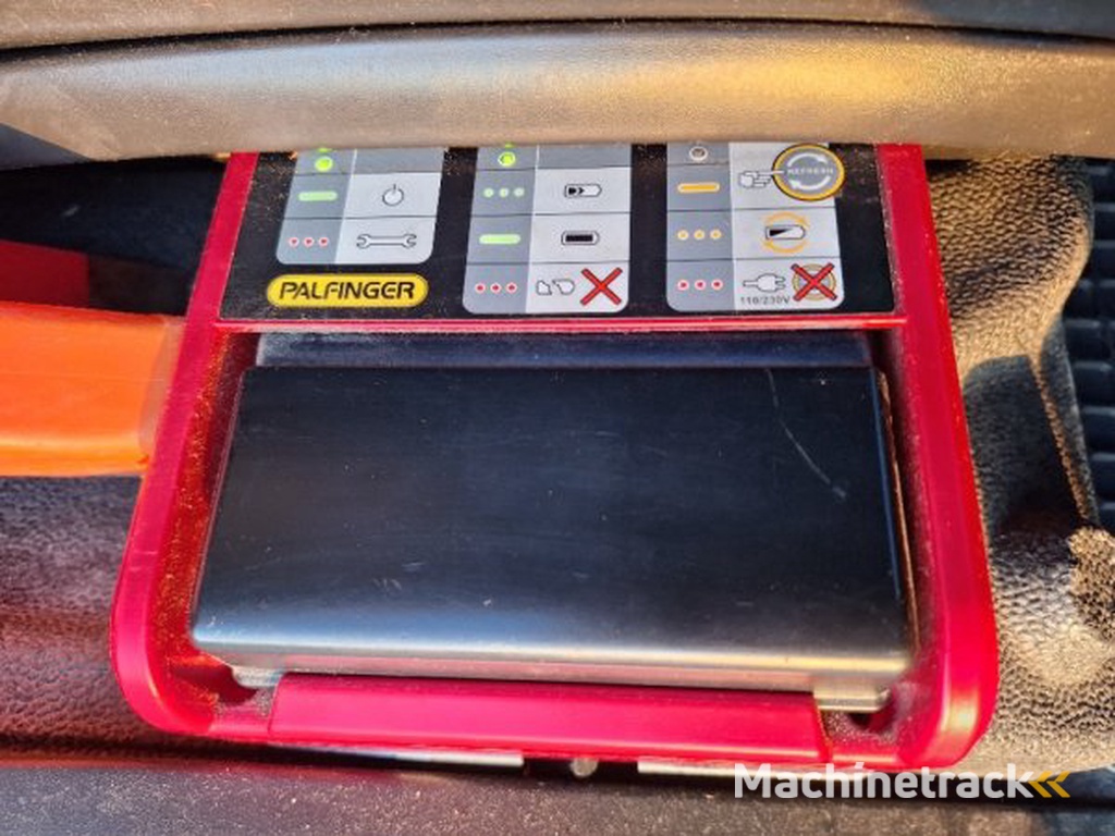 MAN TGS 26.440 +Palfinger PK26001 +Schwarzmüller