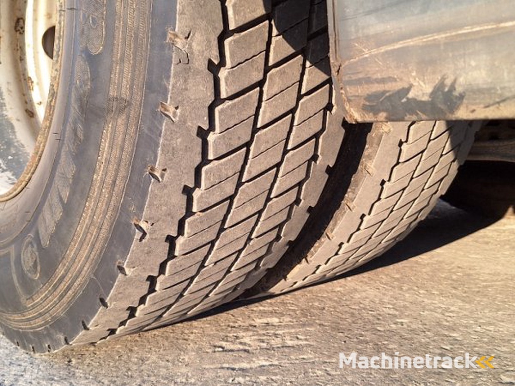 MAN TGS 26.440 +Palfinger PK26001 +Schwarzmüller