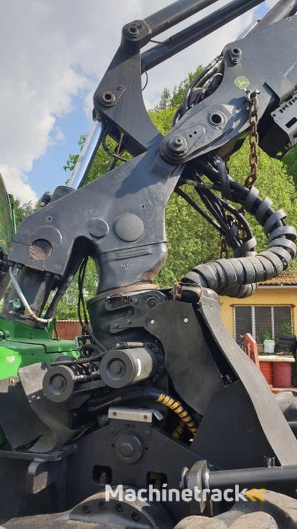 John Deere 1270 E (+CH7)