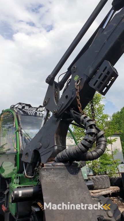 John Deere 1270 E (+CH7)