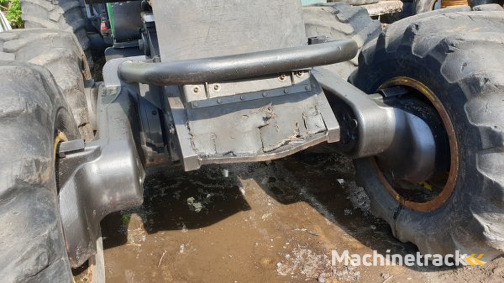 John Deere 1270 E (+CH7)