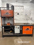 jiné-it-nl-presse-bull-bronneberg---angar-3