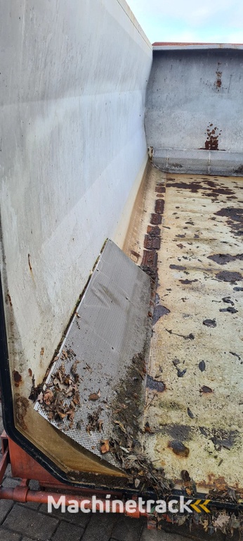 vloeistof container 30 M3 met rol zeil