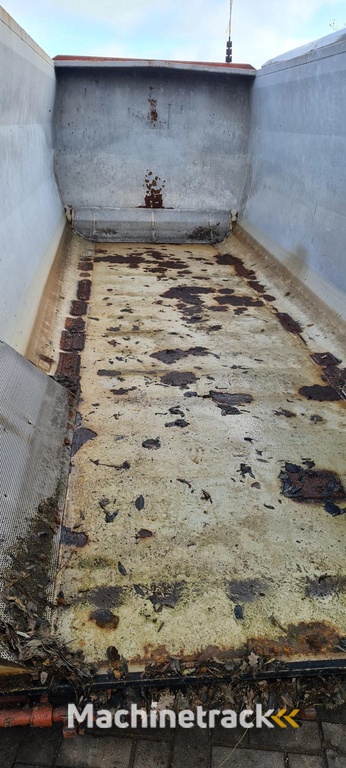 vloeistof container 30 M3 met rol zeil