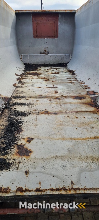 vloeistof container 30 M3 met rol zeil