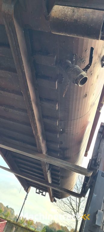 vloeistof container 30 M3 met rol zeil