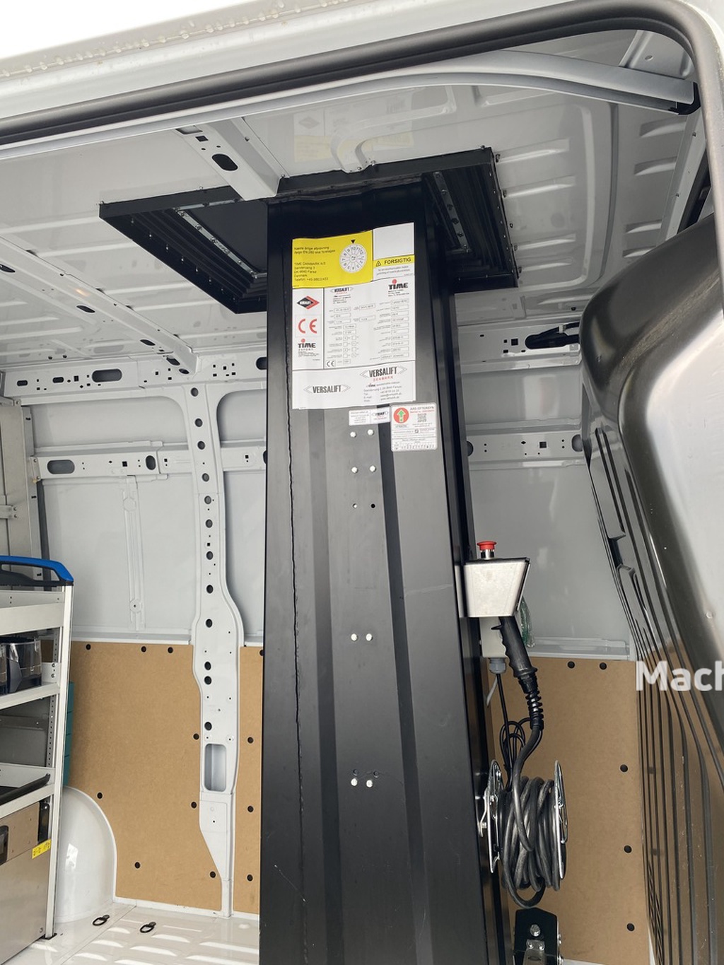 VERSALIFT VTL-35-135-FZ