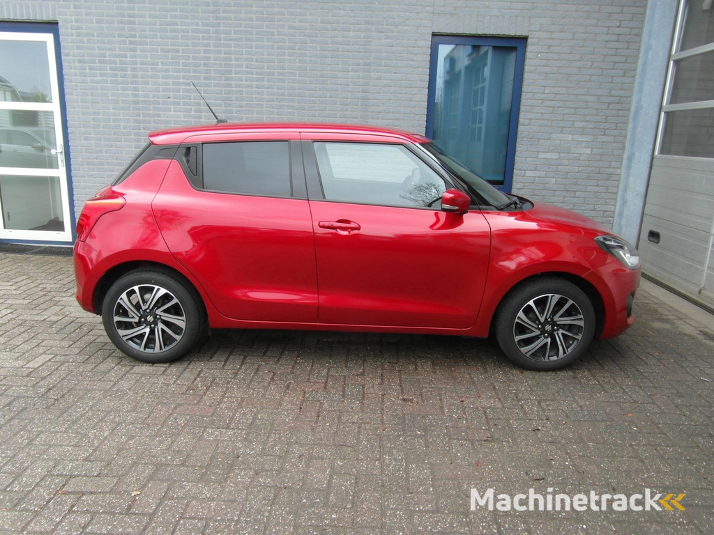 Suzuki Swift 1.2 Style Smart Hybrid Inclusief Afleveringskosten