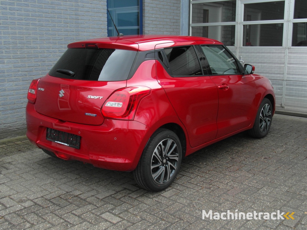 Suzuki Swift 1.2 Style Smart Hybrid Inclusief Afleveringskosten