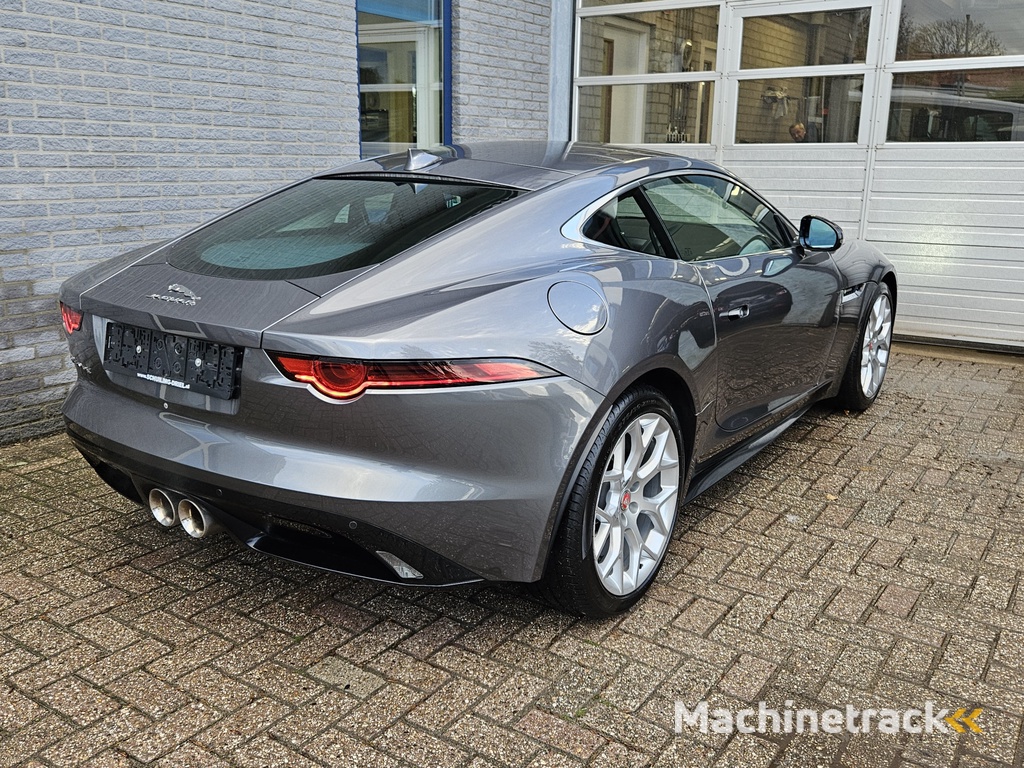 Jaguar F-TYPE 3.0 V6 RWD R-Dynamic
