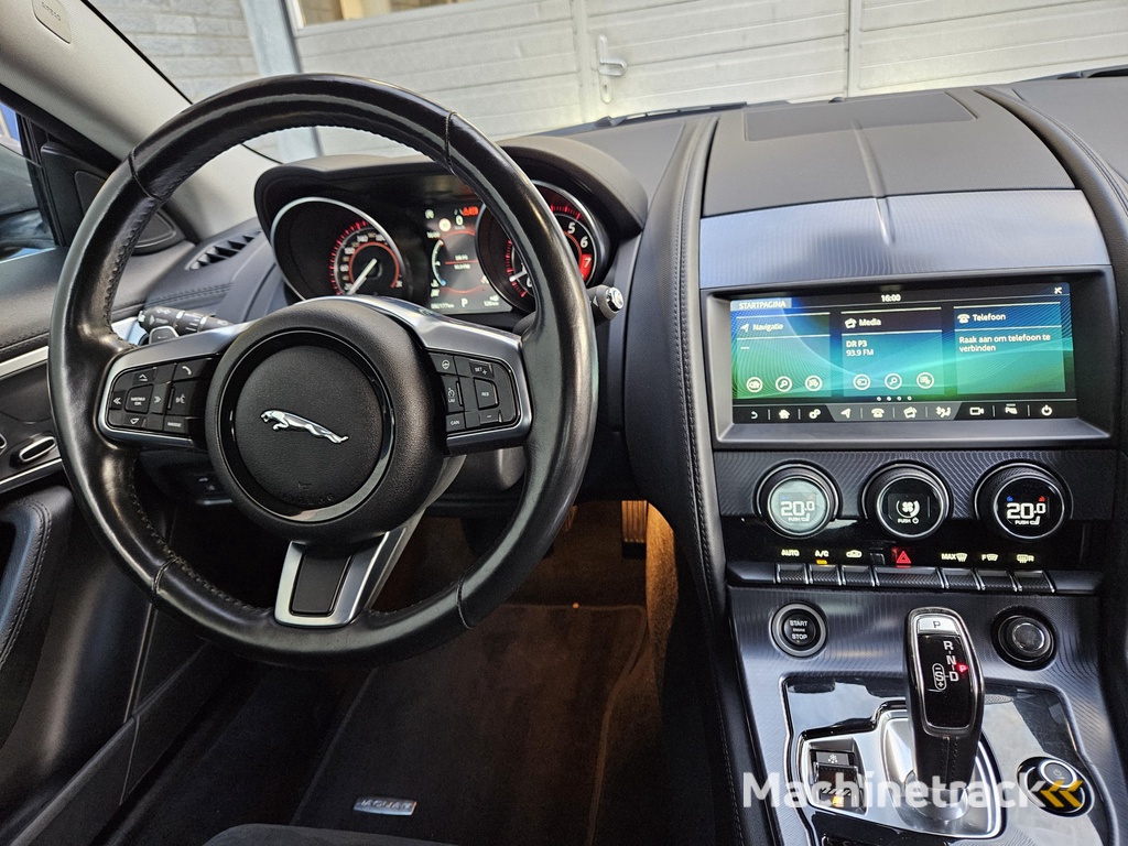 Jaguar F-TYPE 3.0 V6 RWD R-Dynamic