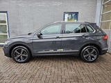 Minituur van Volkswagen Tiguan 1.4 TSI eHybrid Elegance Inclusief afleveringskosten