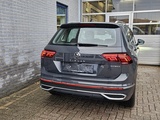 Minituur van Volkswagen Tiguan 1.4 TSI eHybrid Elegance Inclusief afleveringskosten