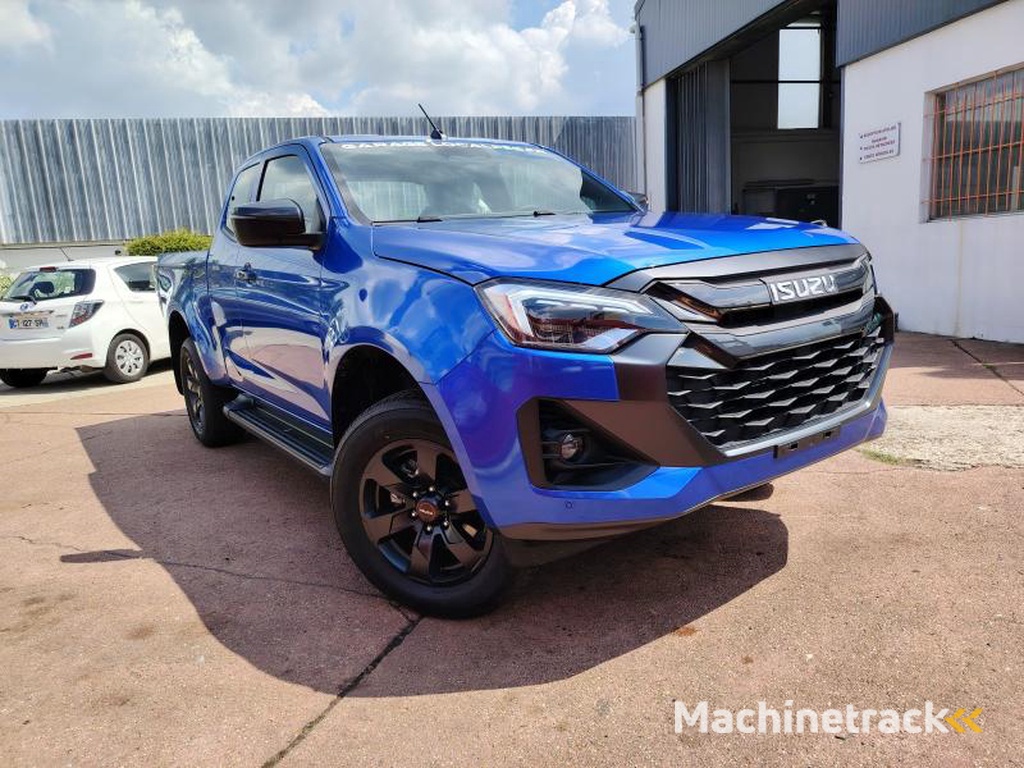 Isuzu N60-NITRO-SPORT-4x4