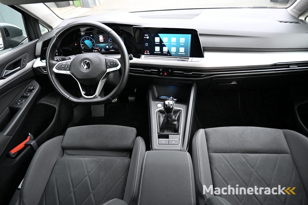 Volkswagen Golf 1.5 TSI Life Business