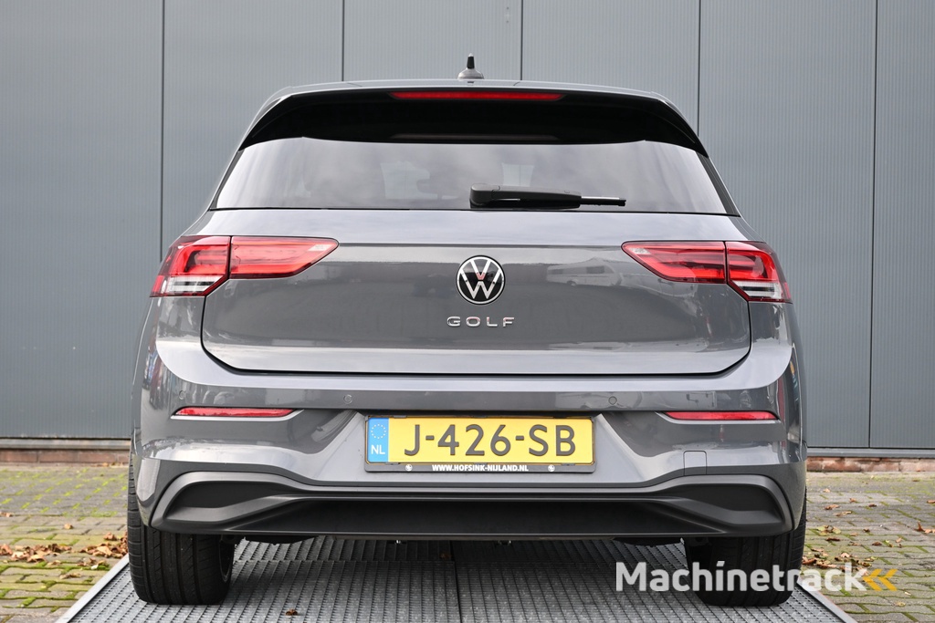 Volkswagen Golf 1.5 TSI Life Business