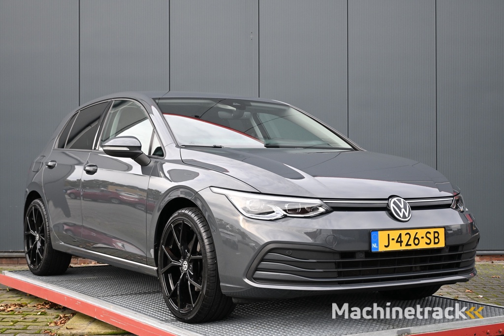 Volkswagen Golf 1.5 TSI Life Business