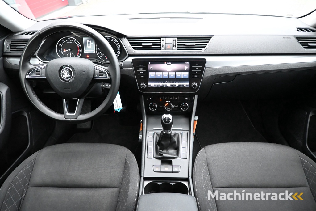 ŠKODA Superb Combi 1.4 TSI Active Business trekhaak