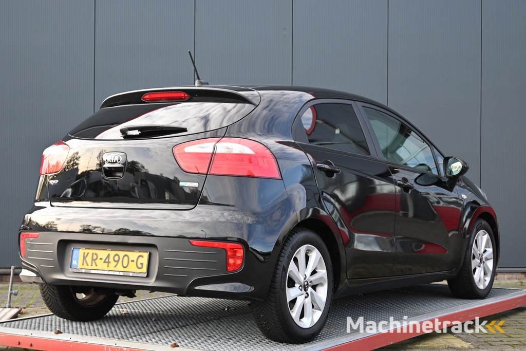 Kia Rio 1.2 CVVT DynamicLine camera