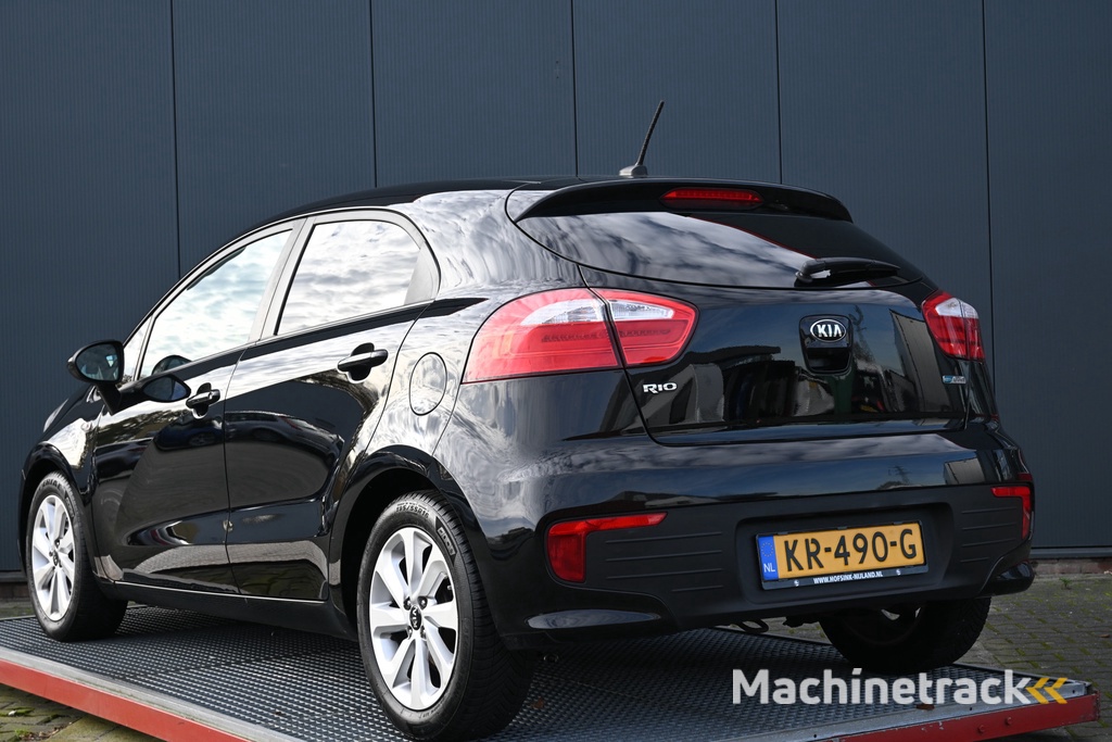 Kia Rio 1.2 CVVT DynamicLine camera