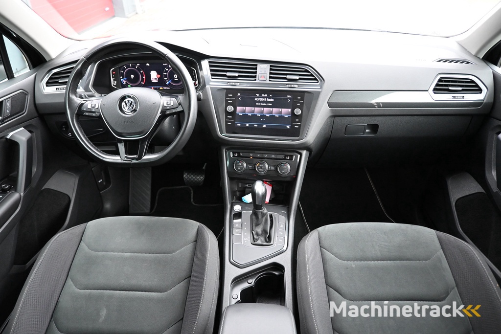 Volkswagen Tiguan 1.5 TSI ACT Highline panoramadak camera