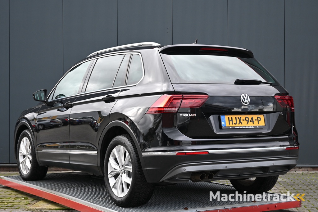 Volkswagen Tiguan 1.5 TSI ACT Highline panoramadak camera