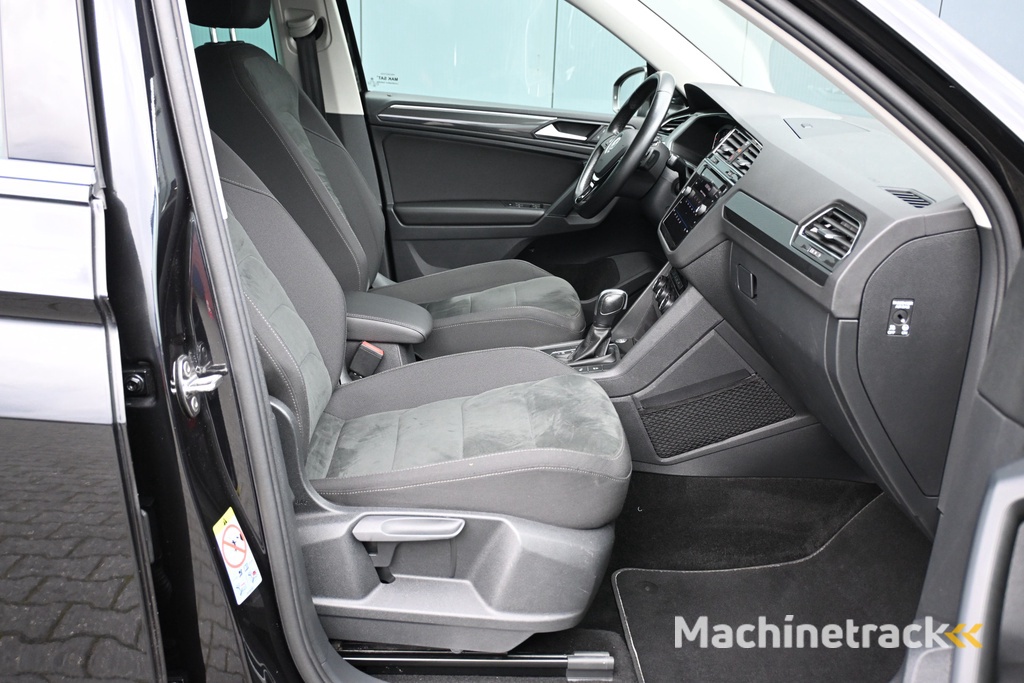 Volkswagen Tiguan 1.5 TSI ACT Highline panoramadak camera