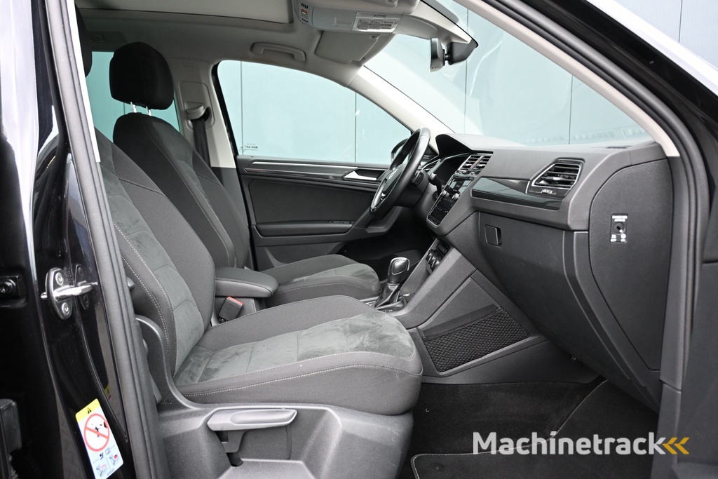 Volkswagen Tiguan 1.5 TSI ACT Highline panoramadak camera
