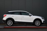 Minituur van Audi Q2 30 TFSI Design