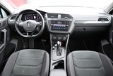 Miniaturansicht von Volkswagen Tiguan 1.5 TSI ACT Highline panoramadak camera
