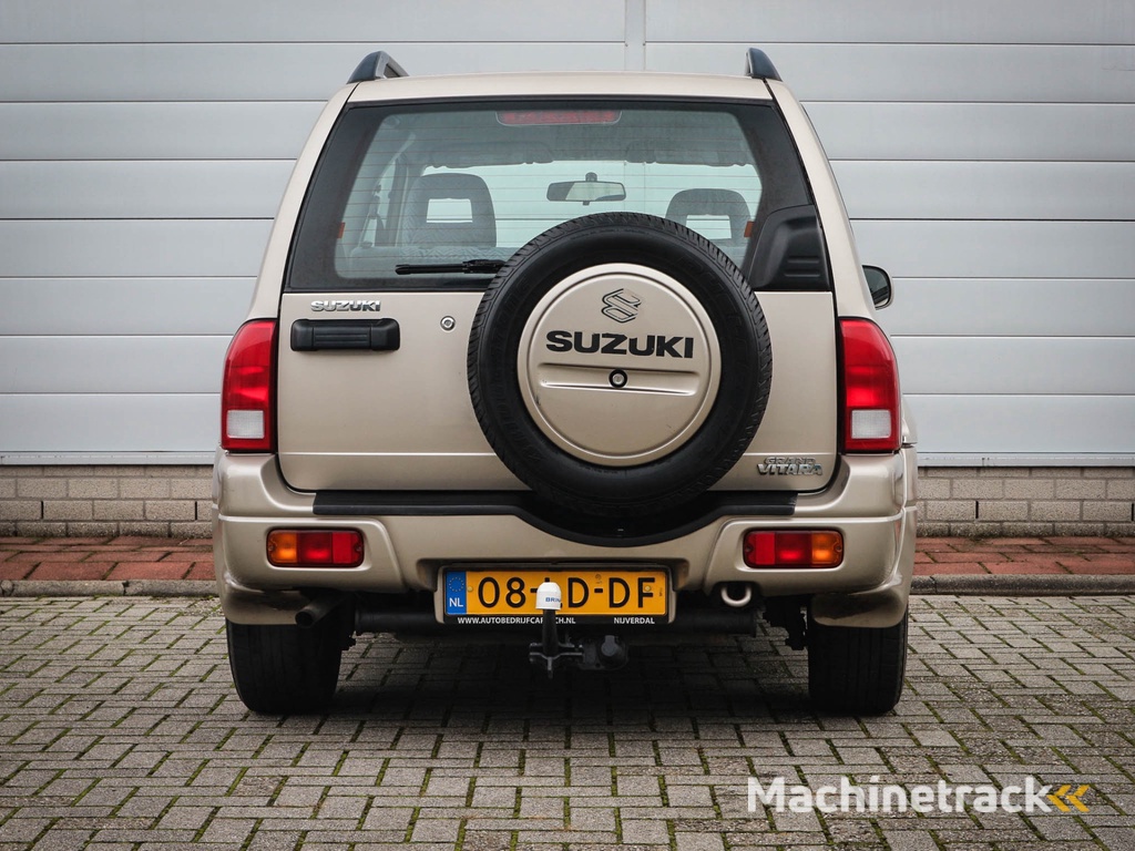 Suzuki Grand Vitara 1.6 Metal Top Wide Body | Audio | Elektrische ramen | Centrale vergrendeling |