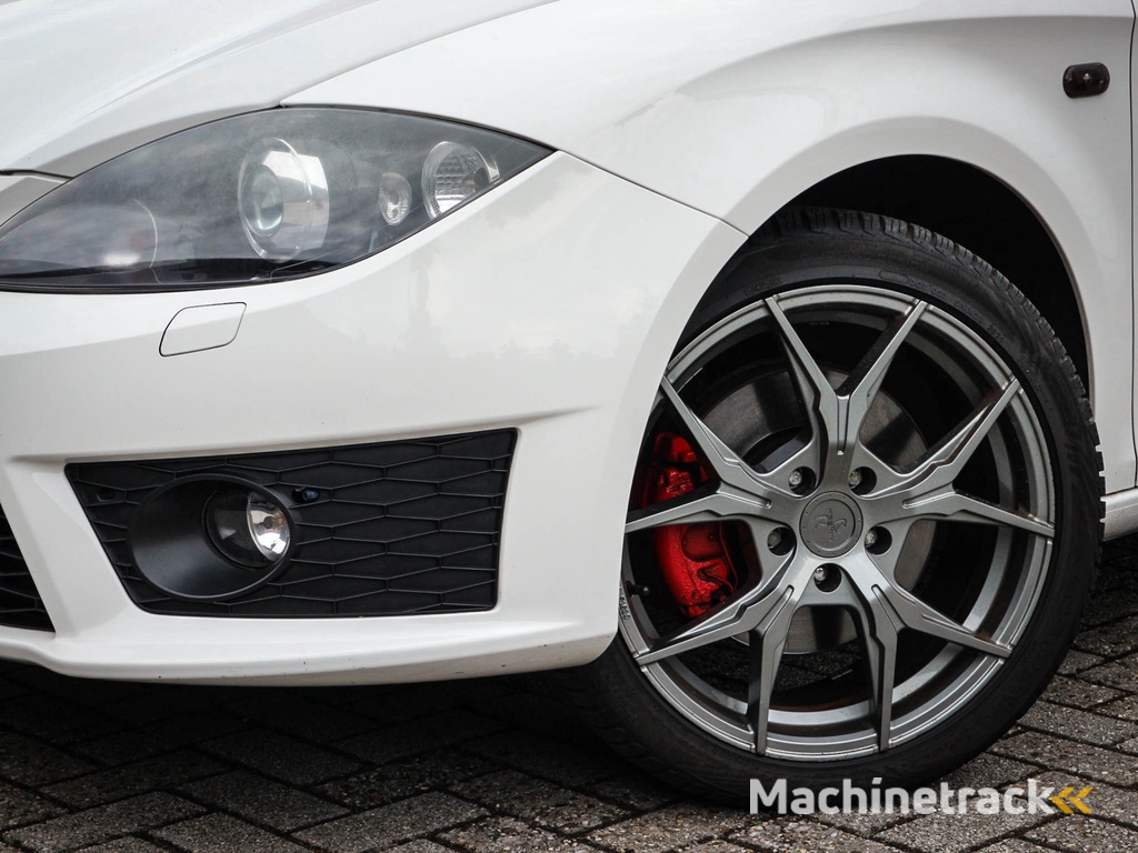 SEAT Leon 2.0 TFSI FR | Clima | Cruise | Navi | Pdc | Lichtmetaal | All season |