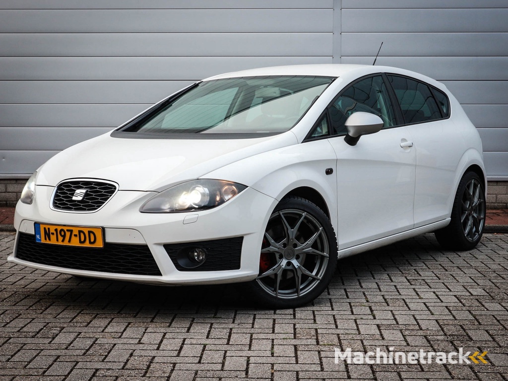 SEAT Leon 2.0 TFSI FR | Clima | Cruise | Navi | Pdc | Lichtmetaal | All season |