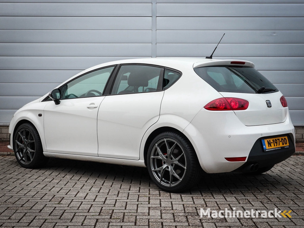 SEAT Leon 2.0 TFSI FR | Clima | Cruise | Navi | Pdc | Lichtmetaal | All season |