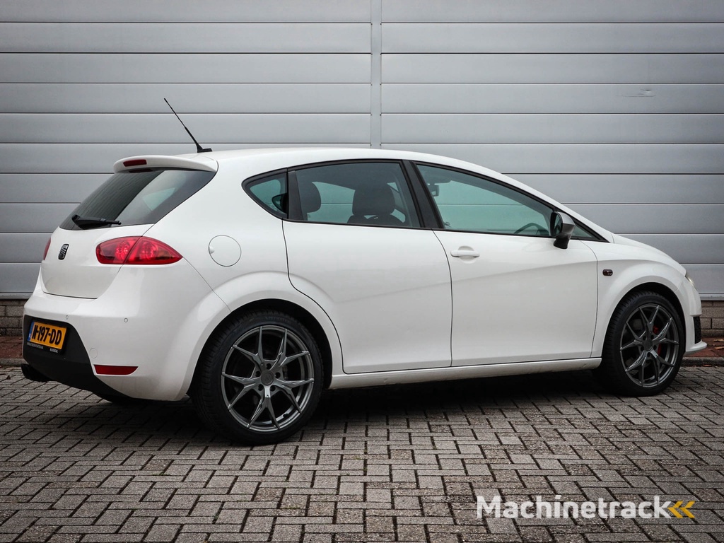 SEAT Leon 2.0 TFSI FR | Clima | Cruise | Navi | Pdc | Lichtmetaal | All season |