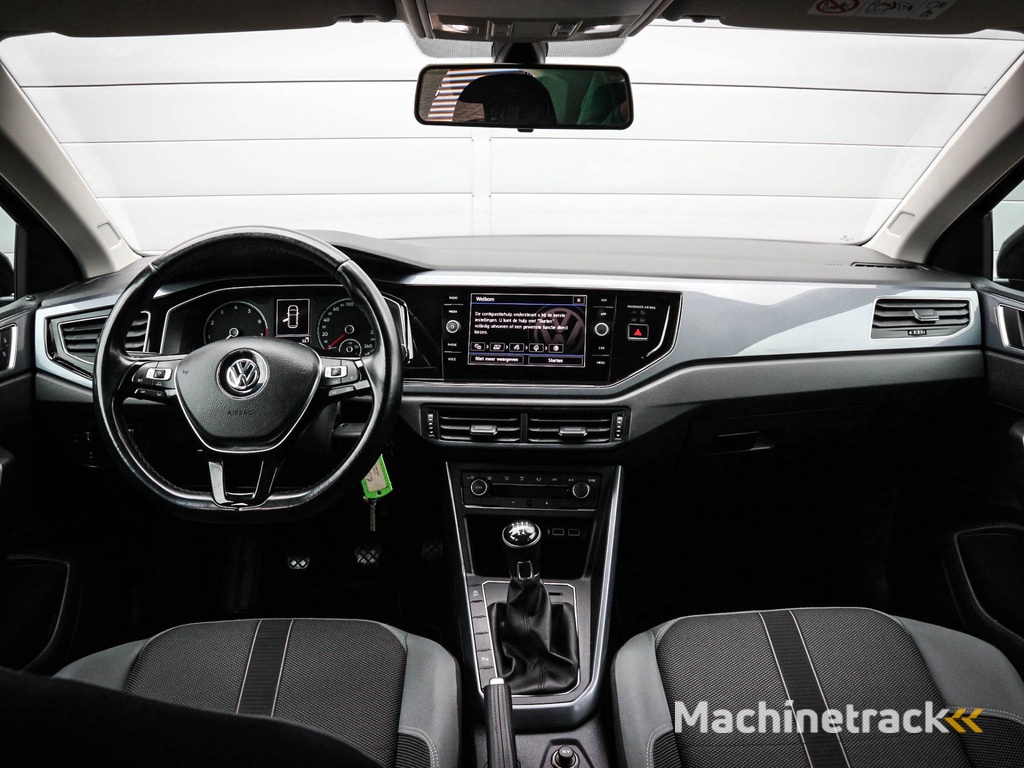 Volkswagen Polo 1.0 TSI Highline | Clima | Cruise | Navi | Lichtmetaal | Apple Carplay |