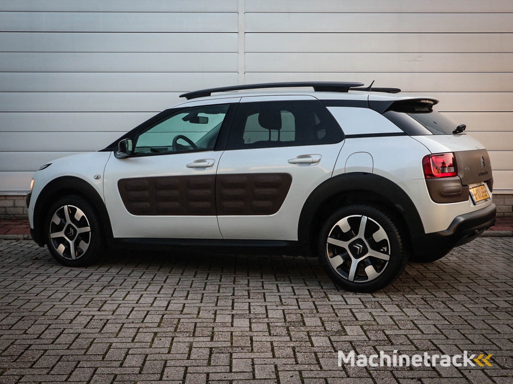 Citroën C4 Cactus 1.2 e-VTi Shine | Clima | Cruise | Navi | 17 inch | Pdc | Allseason |