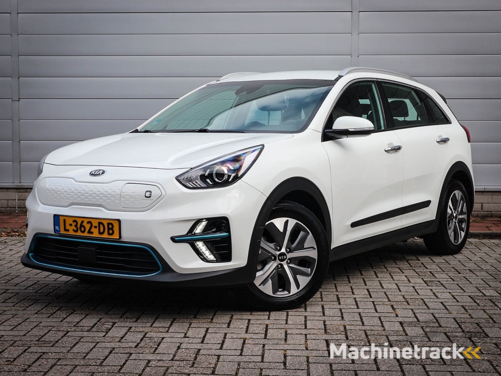 Kia e-Niro DynamicLine 64 kWh | Clima | Cruise | Navi | Led | Camera | Pdc | 3 fase lader